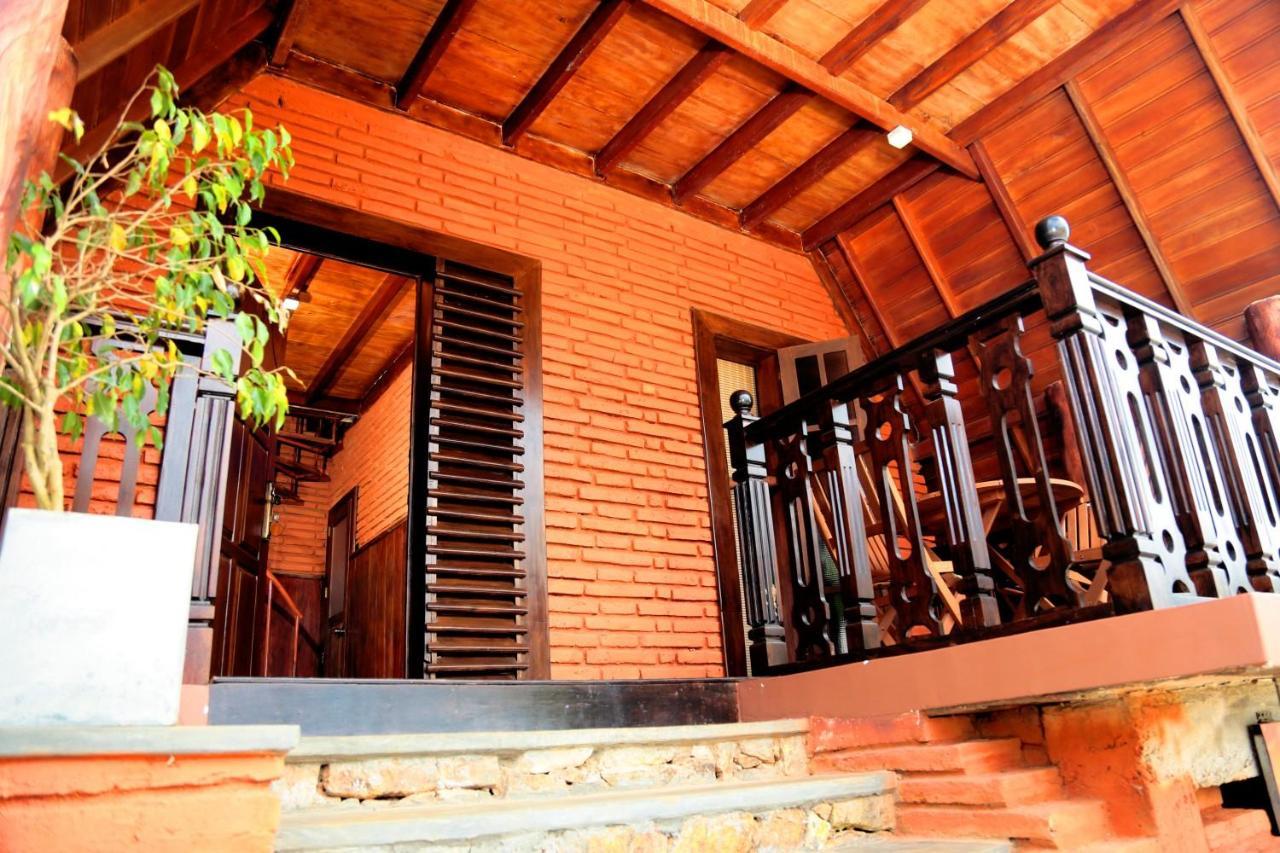 D Family Resort Anuradhapura Exterior photo
